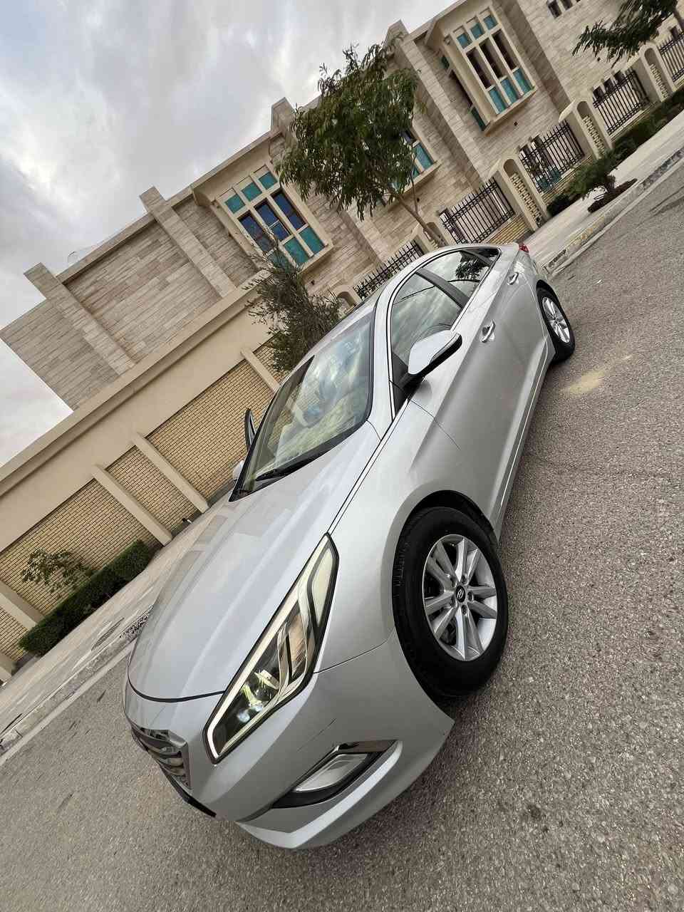 (وينه الي يدور النضيف والسريع🏁 والفول
_هونداي سوناتا

موديل2017

_اعلى فئة

1_فتحه سقف

2_بصمة تشغيل

3_بصمة ابواب

4_نضام ترحيب

5_شاشة كبيره

6_كامرة دوار

7_رادار امامي

8_رادار جانبي

9_مثبت سرعة

10_تحديد مسار

11_كشنات جلد مشمشي

12_تدفئة كشنات امامي وخلفي

13_تبريد كشنات امامي وخلفي

14 _كشنات كهرباء

15_جام AOTO

16_3وضيعات قياده

ايكو وسبورت ونورمال(الاعتيادي )

17_لايتات AOTO

18_منضومه زنون عدسات بلادي(نهاري) سعره450

20_لون مشمشي مميز بالسوناتا

21_نضام AOTO HOLD

22_سايد بريك 

23_اشاير بالمري

28_تحكمات ستيرن جهتين

29_كشنات خزن 

31_تبريد قطعتين ثلج ❄️❄️

32_تحكم تبريد بيانو

33_رادار امامي توقف ذاتي

35_ويل حجم 18 سبورت

37_نقط عمياء

38_تحكم مري كهرباء

39_سستم ستيل

40_حساسات امامي خلفي

41_مانع انزلاق

42_كامرة داش 

تيارات حداديه تبريد كله مكفول وجديد

♦️السياره الحادث جاملغ و بنيد و بيها بارد بالجاملغ الخلفي بس  اكفلك البدي كله كله كفاله

[♦️محرك طك الكرتون جديده وين ما جان افحص دهن امزويل وبانزين محسن و كفاله جديد طك الكرتون  ] السياره جديده وفول وحلى من صور تجي وتشوف 🟧 السعر126 مجال مكان السيار كربلاء

‭0785 800 7493‬
