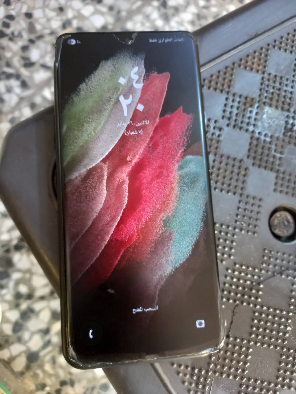 سلام عليكم الترا 21 ذاكره 256 نضيف جدا للبيع ب 550 رقم ***********
