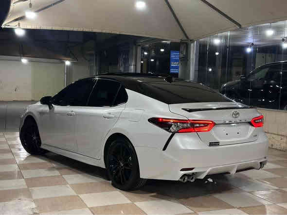 TOYOTA CAMRY XSE 
سه ياره كه يه ك په له ي بؤياخ بيناو بي ئيرباگ بي ته حديل بي شوخت بي قه پوو قؤپ هه موو گيان به شه رت فرل فول مواسه فات(ناو سور-شاشه گه وره - پانؤراما-كوشن گه رم -سه ماعه jbl-..هتد گيرو مه كيه كاره باي به شه رت تازه داخل بوووه كاتي نه سكاوه دوو مانگ كاتي له گه له نرخ-٢٧٥$ شتيك مه جال 
***********
*********** رانية

