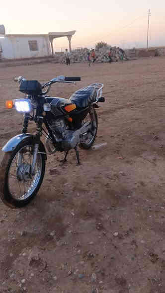 السلام عليكم ماطور للبيع بارت وايرمنيه كلها شقاله اوراق بي السعر 300 وبي مجال للستفسار علا الرقم ***********امراوس يرهم
