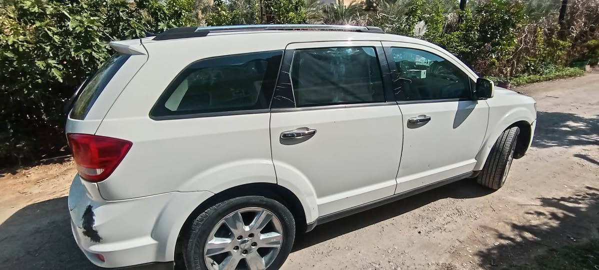 ‏السلام عليكم مراوس فقط
‏السلام عليكم مراوس فقط
‏جورني مديل12
‏7راكب
‏رقم بغداد
‏بصمة تشغيل عن بعد
‏وبصمة ابواب وبصمة صندوك بلادي
‏شاشه كامره  وحساسات خلفيه
‏ايضا"بلاي+شاشة اعطال صغيره
‏3قطع تبريد شغال وجاهز
‏محرك6سلندر 3600
‏محرك وكير خيرومن الله 
‏كهربائياة كلها جاهزه وشغاله
‏صدرها خير من الله 
‏ضررها باب عكس السايق يعني ارباك برده
‏انطيك سيارة محزمه مصبوغه حزام
‏ويل 19
‏***********
