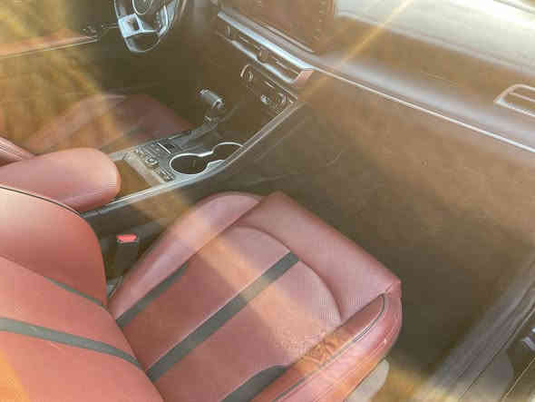 كي فايف وارد امريكي موديل 24فول مواصفات بصمه جلد احمر بصمت بيبان رادار امامي شفتات بلستيرن سايد بريك بصمه كراسي كهربائية دتفه كشنات شاحن تليفون تحكمات جهتين شاشه جبيره وبعد بيه موصفات نقصه بس بنرامه رقم بغداد تحويل ماشيه 57صار بيه حادث دعاميه فقط ابيعه على وضعه اعتذار عن المراوس سيارة جاهزه من كلشي كير مكينه صدر تبريد كله شغال مكينه 1600سعر150 وبي مجال قليل ***********مكانه سيارة بغداد
