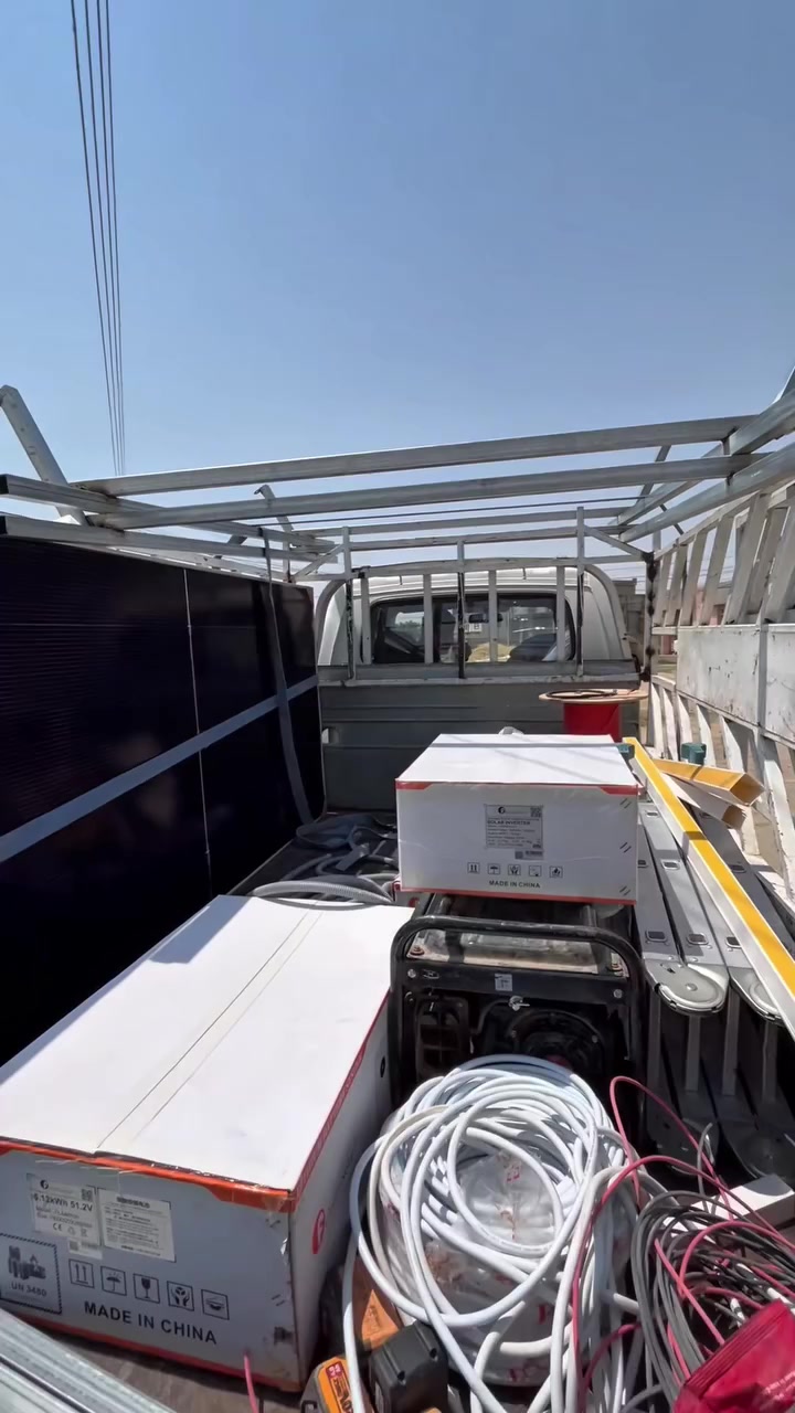 تابع تابع الفيديو للأخير وشوف شغلنا بعينك
‏     
‏              تدفع مرة وحدة… وترتاح سنين 🔋
‏
‏             🌞 شركة آشور للطاقة الشمسية 🌞
‏                     بإدارة: احمد البوحسيب 
‏
‏                🔧 الحمد لله تم التنصيب
‏
‏                       في قرية العيثه
‏
‏              لللـ أخ محمد ضاحي حمد
‏
‏⚙️ المنظومة المنصبة:
‏✅ 8امبير نهاري +5 أمبير ليلآ
‏✅مكونات المنظومة 
‏✅ 4 الواح ايرا___قدره 610 واط لكل لوح
‏✅ بطاريه فلستي__ 5كيلو واط
‏✅ انفرتر فلستي__ 6كيلو واط
‏
‏📡 مع خاصية الواي فاي والبلوتوث للتحكم الذكي
‏
‏💡 خدماتنا:
‏💰 ✅ يتوفر نقداً و تقسيط مريح يناسب الجميع
‏🔨 التنصيب في جميع محافظات العراق
‏
‏📞 للطلب والاستفسار:
‏((مدير الشركة)) 
‏
‏احمد البوحسيب
‏***********
‏
‏((الفنيين )) 
‏خلف 
‏***********
‏
‏ربيع 
‏***********
‏

