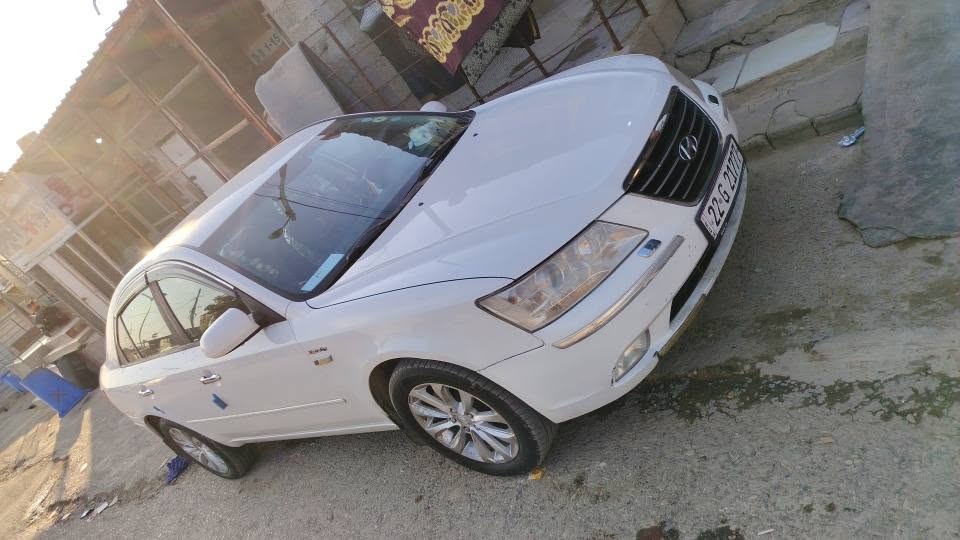 هونداي سوناتا ٢٠١٠ محرك ٤ سلندر ٢٠ دوش مرغوب صبغ ٣ قطع *********** أربيل, العراق
