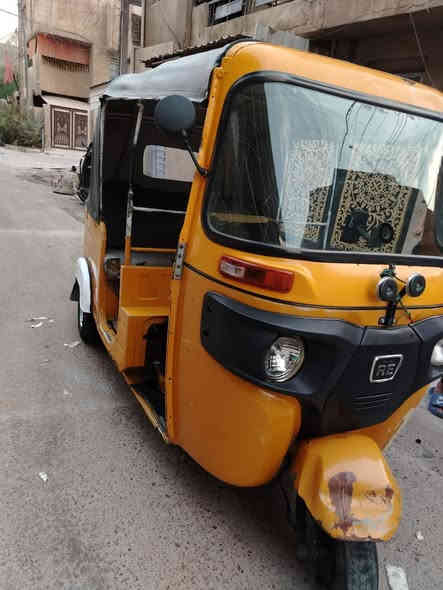 تكتك موديل  20 
السعر 5500 
أوراق كامل 
مابيها رقم 
الشراي يجي يفحص كدام عينة 
البياع شارع 20 
***********
