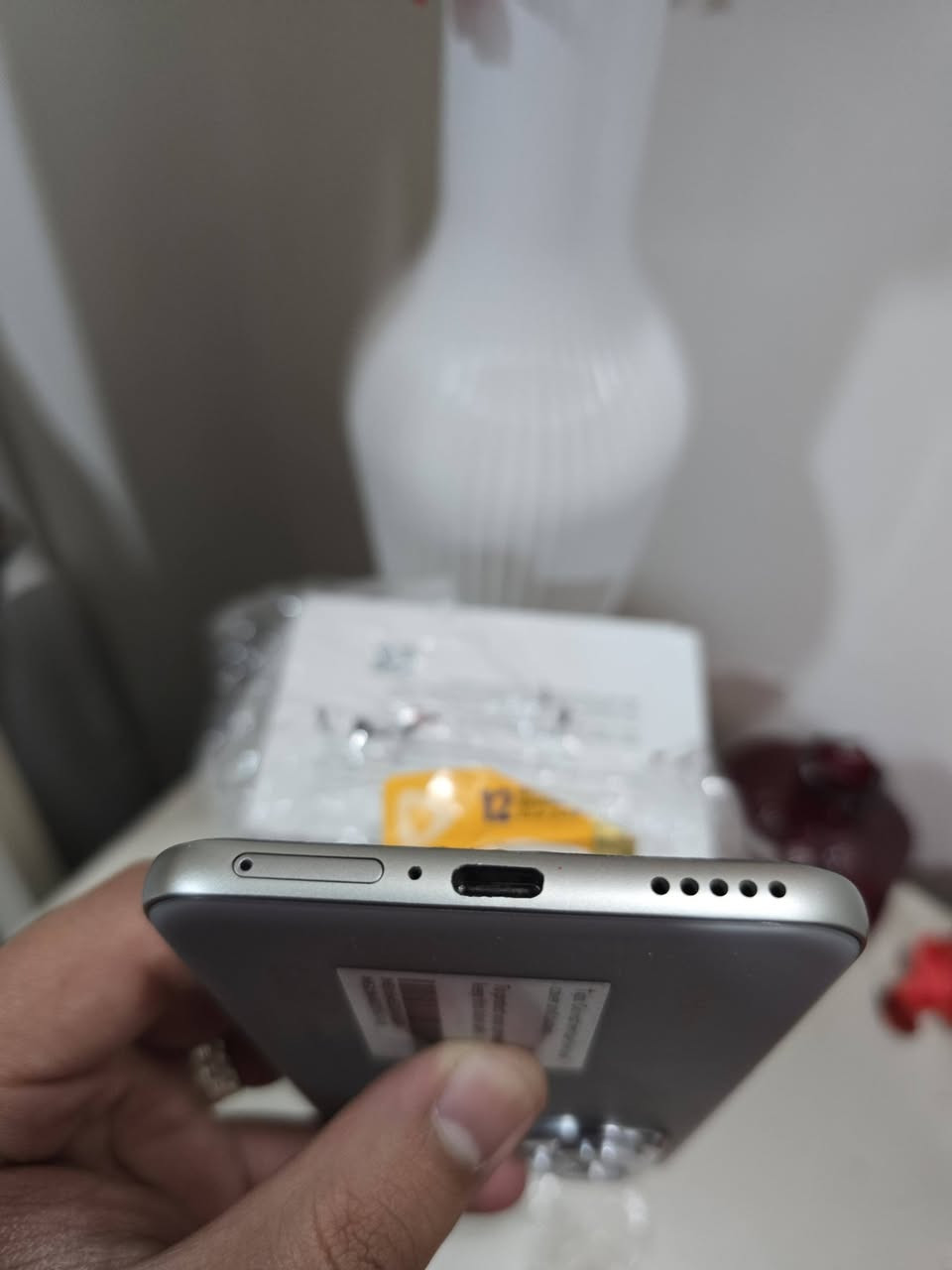 سلام عليكم ورحمه الله
هونر 400 برو لون سلفر ذاكره 512 ضمان وكاله الاجراس
نصافه 100 /100 خدش مابي ولا شخط 
مكفول من كلشي وين متحب افحص غراضه كامله 
ويا كفرين اصليات للبيع فقط السعر 650 وبي مجال بسيط 
مكاني بغداد كرخ ***********
