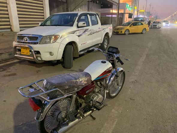 سلام عليكم دراجه يراني للبيع محرك نامه برو اي عيب مابي شرط موديل 20 سعره 350 بي مجال ***********
