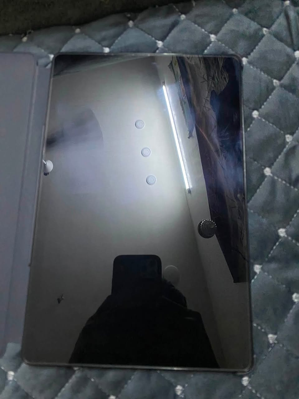 هونر باد x8a 11
ذاكره 128
اخر تحديث
رام 4+4
شاشه 90 هرتز 
بعده بالكارتونه صارله 5 ايام من انفتح تجي وتفحص اذا بي شخط تاخذه بلاش مكاني الشعب 
شعندك مراوس اعرض او انطي بي سعر غراضيه كاملات


**إذا كنت صاحب هذا الإعلان وتريد حذفه لأي سبب، رجاءا أرسل رسالة إلى الدعم الفني**