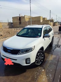 يا الله السلام عليكم سورينتو 14خليجي مكفولة ماعدا طخه بصيطه بل باب الخ...