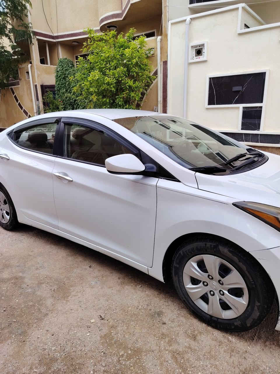 من رخصت الدمن للبيع النتر مديل ١٦ حادثه فقط بنيط رقم بابل انكليزي باسمي السعر والاستفسار هذا الرقم ***********
