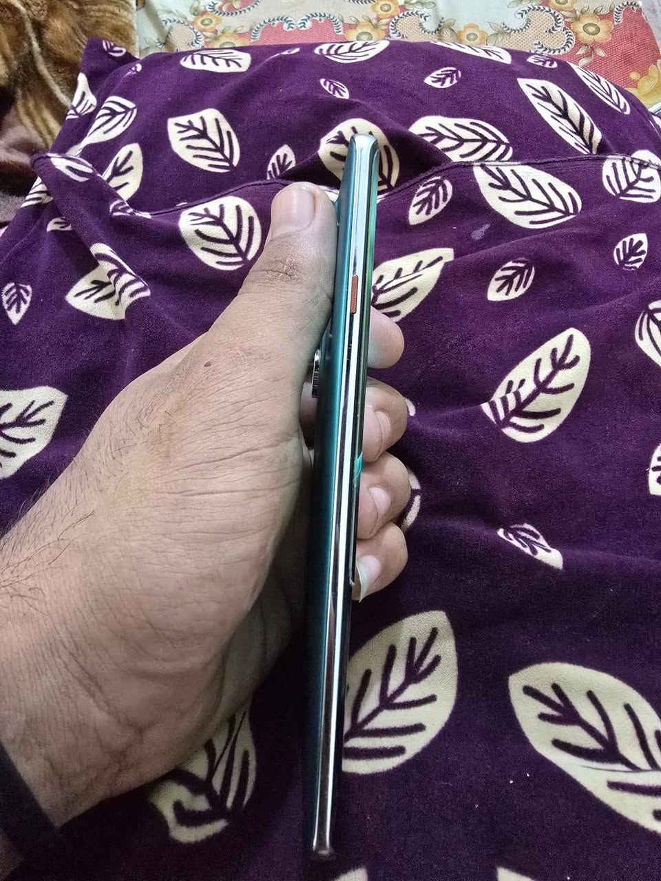 TECNO CAMON 40 Pro تلفون جديد كلشي مابي  مكاني مدينه الصدر السعر275وبي مجال ***********/***********

