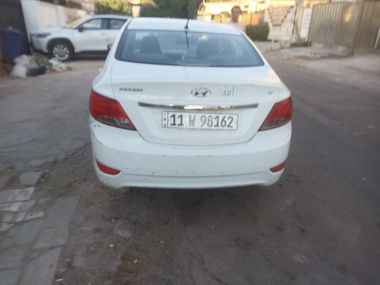 اكسنت 2016 خليجي باسمي
سنويه وهزه جديده مكفوله من الصبغ والتبديل
مكينه 1600
دبل قطره وهذه السونار 
مكان الاعظميه 
***********
سعر 90 ورقه
