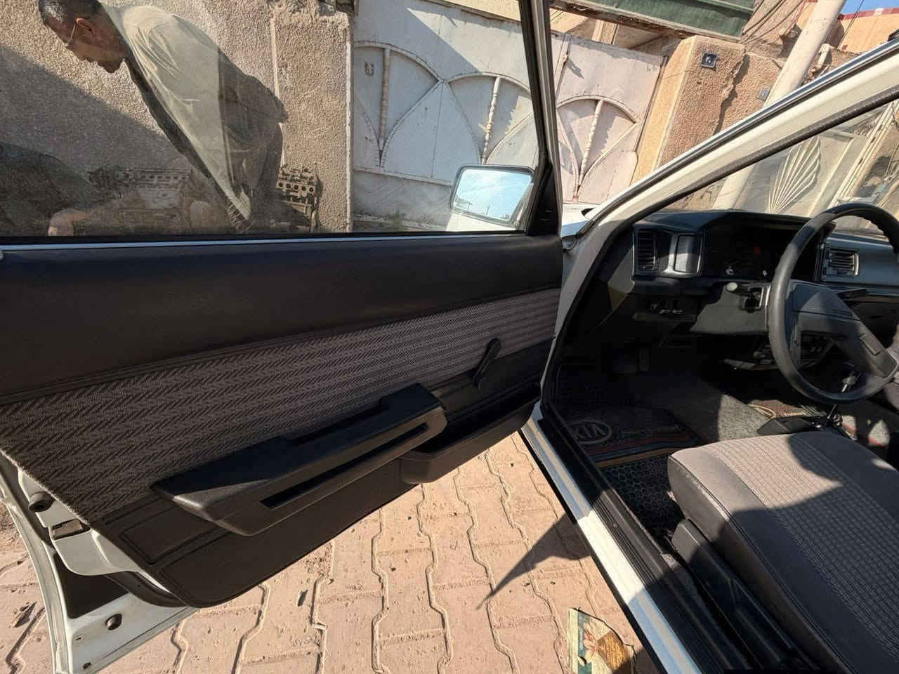 كرونة معوقين كير اوتماتيك  1985 أخت زيروو
ماشية 103 ألف كيلومتر حقيقي 
كير اوتماتيك
سنوية جديدة رقم الماني بسمي
كير محرك كشر كلة وكاله شركة 
بقية ع وضع الشركة 
تحويل ثاني يوم 

رقم صاحب السيارة 
***********
