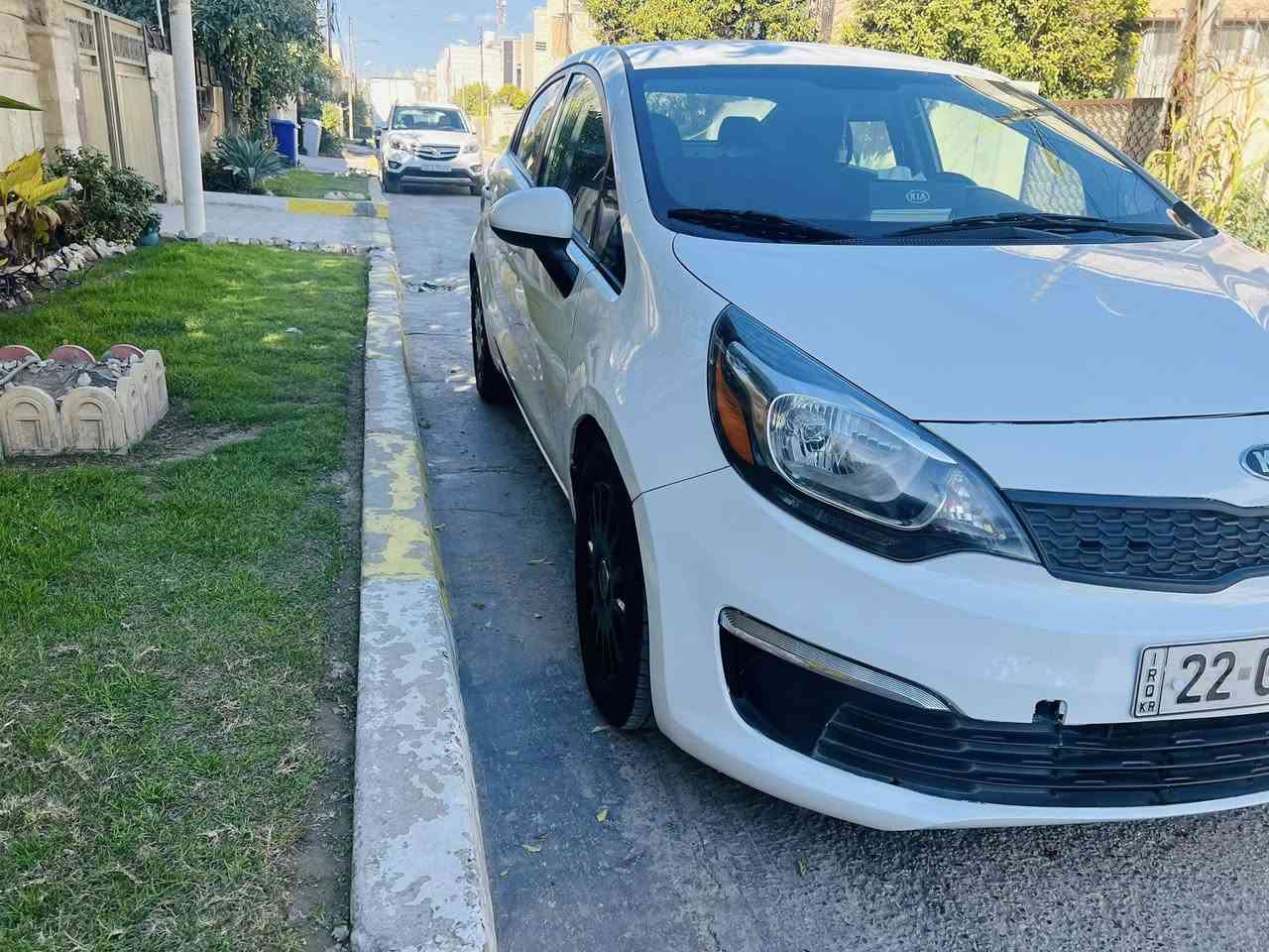يا الله
السلام عليكم
كيا ريو موديل 2016وارد امريكي 
بدون حادث بدون صبغ 
بيه سونار بلمنشور 
ليبل واحد
مكينه 1600
ماشيه ١٠٠ الف  
مواصفات معروفه 
رقم أربيل 
شرط التحويل 
السعر ٩٧
الشراي يتصل *********** 
عنوان بغداد غزاليه
