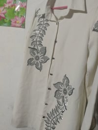 قميص • للبيع