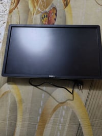 شاشة ديل • ٢٤ بوصة • محول VGA