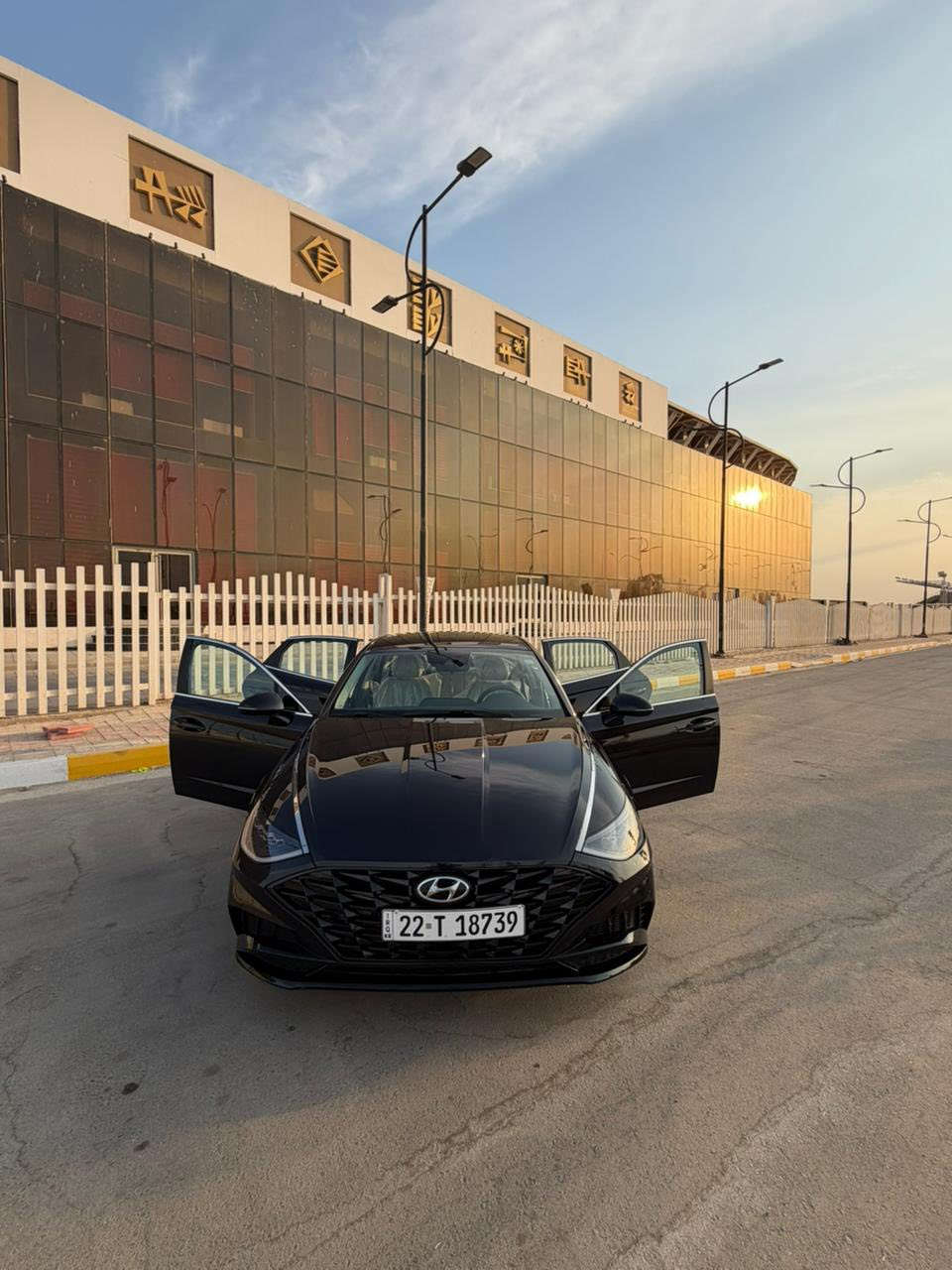 سوناتا موديل 2023 وارد أمريكي
السياره كلين كلين مابيها اي حادث 
رقم اربيل بأسمي تحويل ثاني يوم 
عداد المسافه : 36 الف mil 
قدره المحرك : 2.5 
المواصفات : 
رادار امامي  
تحكم ذاتي 
حساسات اماميه خلفيه
اشاير بلمري 
نقطه عمياء 
كير اوتو دكم 
كشن كهرباء 
مكان السيارة : الناصرية المركز
السعر: 175 قفل من الأخير 
للتواصل او الاستفسار 
 واتساب  ☎️ ***********
اتصال  ☎️ ***********
