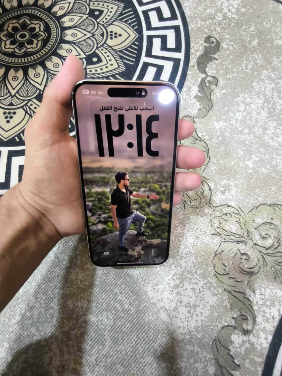 للبيع أو مراوس ب ٢٥ ألترا
آيفون 15 برو ماكس 

ذاكره 256
بطاريه 89
ماستر 
وتر بروف 
لون ابيض 
غراضه كامله 
مكاني مشخاب 
رقمي ***********
