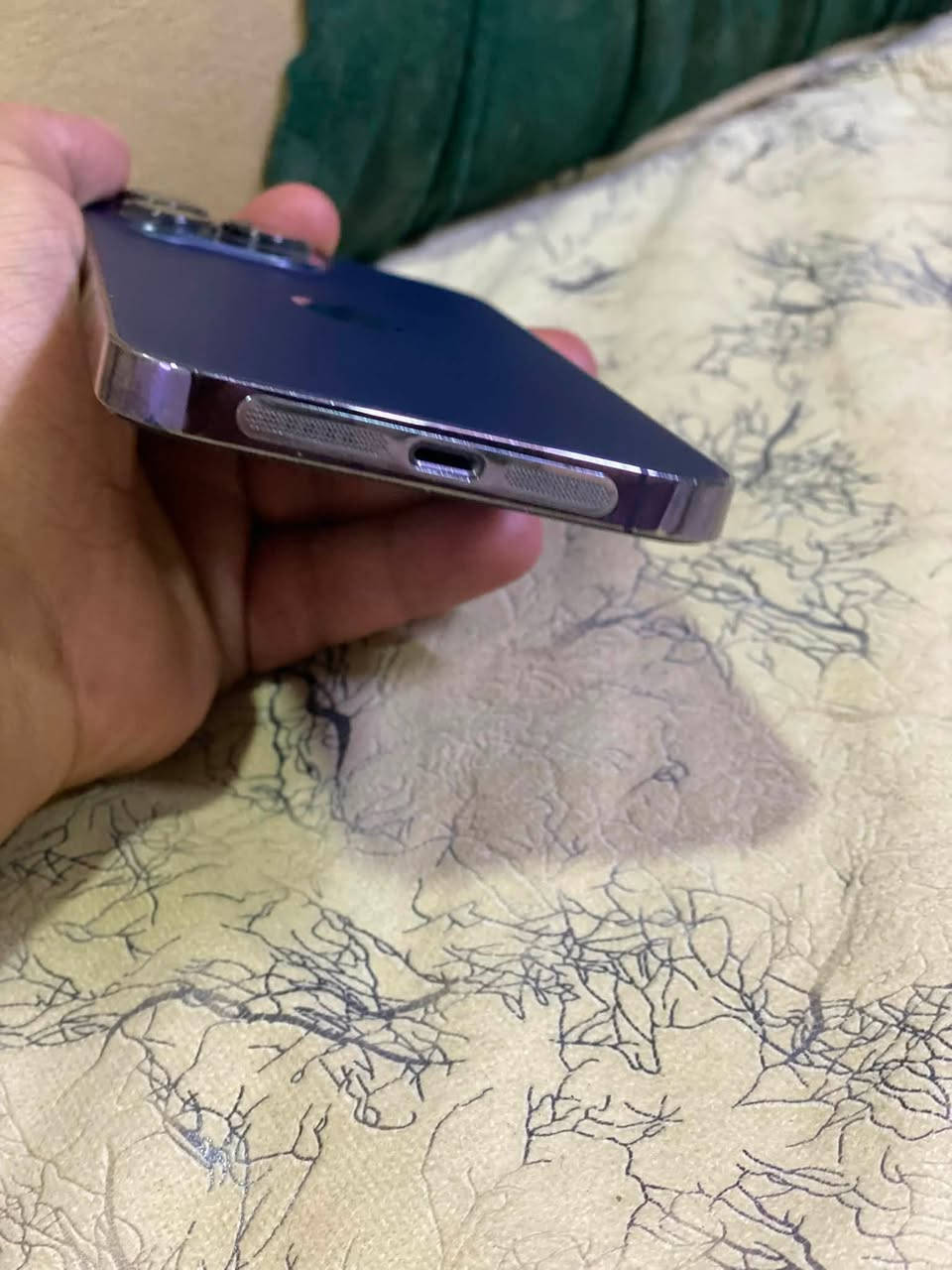 سلام عليكم

" ايفون 14 برو ماكس 

" اللون المميز 

" بطاريه 🔋85

" ذاكره 256 

جهاز ZA( دبل سيم )

"شخط واحد ما بي اخو الجديد

"مكفول كفاله عامه من فتح وتصليح

السعر /  و950 وبي مجال حك جيتك 

العنوان / موصل حي قدس

للتواصل /***********واتساب او اتصال عل رقم

 واذا ماعجبك الجهاز تاخذ الاحسن منه يارب
