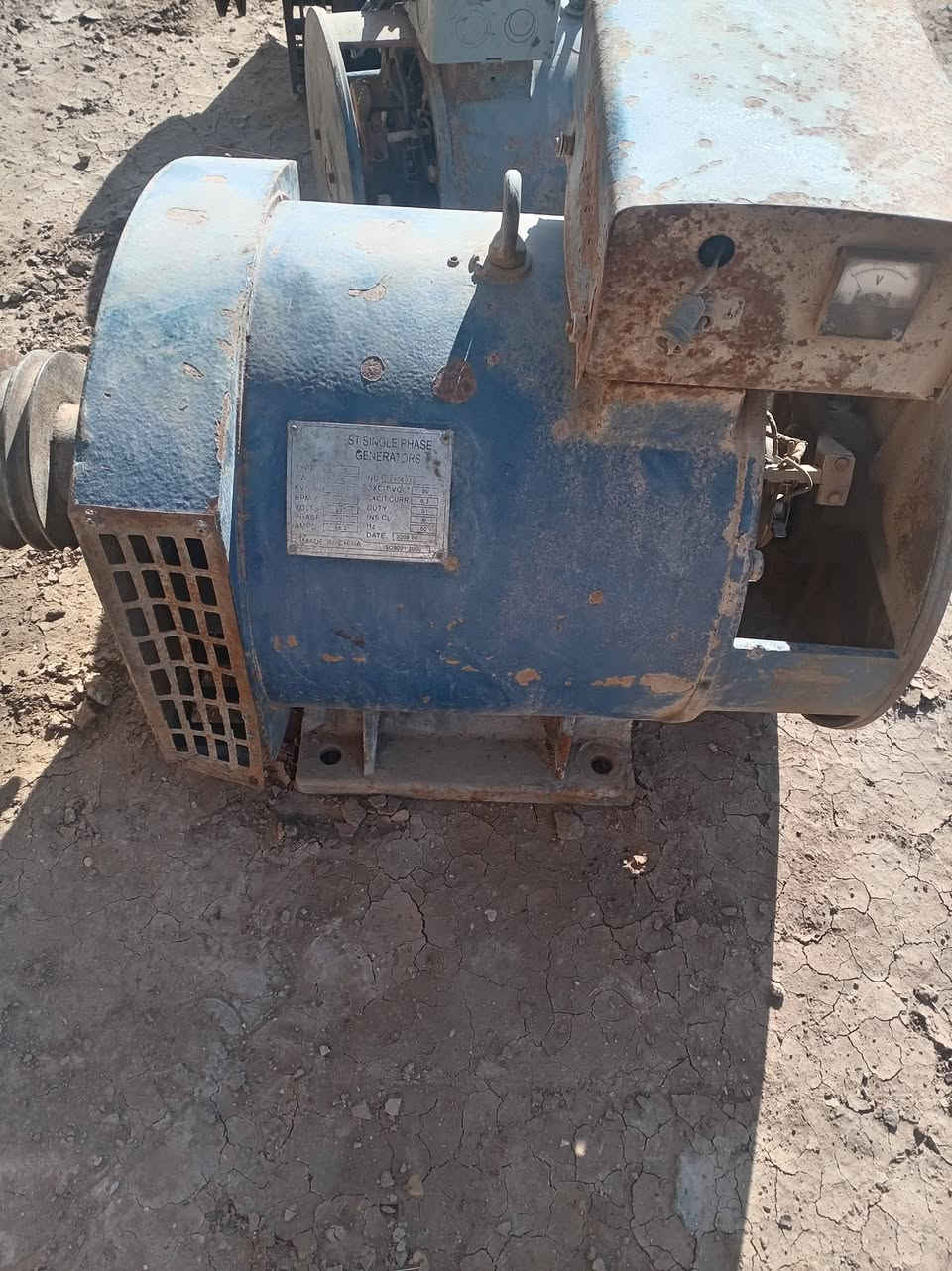 السلام عليكم يوجد روس توليد واحد ١٥كيفي سنكل والثاني ٢٤ كيفي سعرهن الاثنين بمليون قفل ***********
