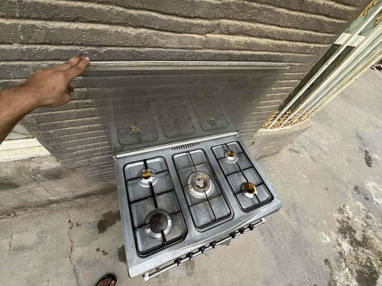 طباخ اخو الجديد للبيع
استخدام منزلي نضيف جدآ

السعر 150 الف 

للاستفسار :***********
