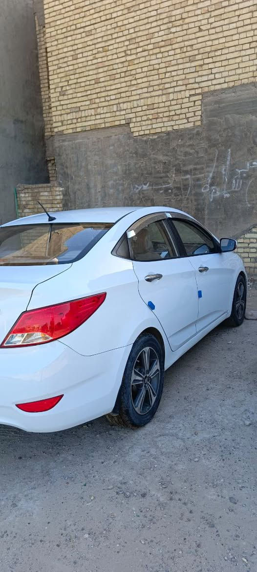 سلام عليكم أكسنت ١٦ خليجي بيها l صبغ جاملغات وبارد بل باب شوي محرك ١٤٠٠ سعر ٨٩
سيارة حلوة ونضيفه الله شاهد 
رقم ***********
