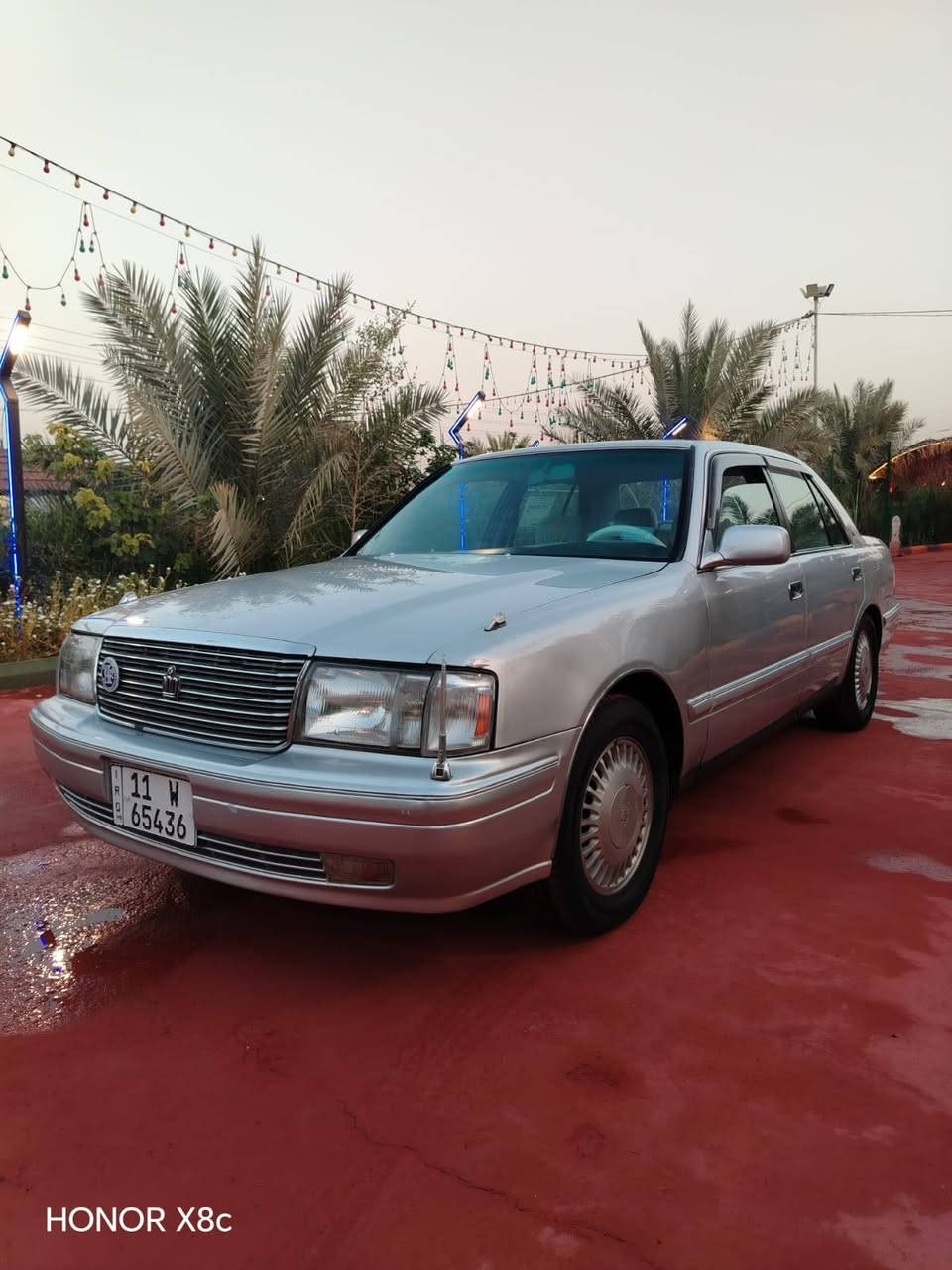 سلام عليكم راس الثور تكم موديل 97 رقم بغداد بسمي  مكفول كفاله عامه مكينه 3000 فيشتين  4 كشنات كهربائيّ  تبريد ثلج قطعتين  مكان كربلاء 
***********
***********
