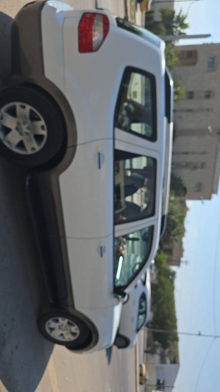 كيا مهافي مديل ٢٠١٠ فول فول كفاله عامه بسمي  مكان السياره شارع فلسطين السعر  150$  ***********.
