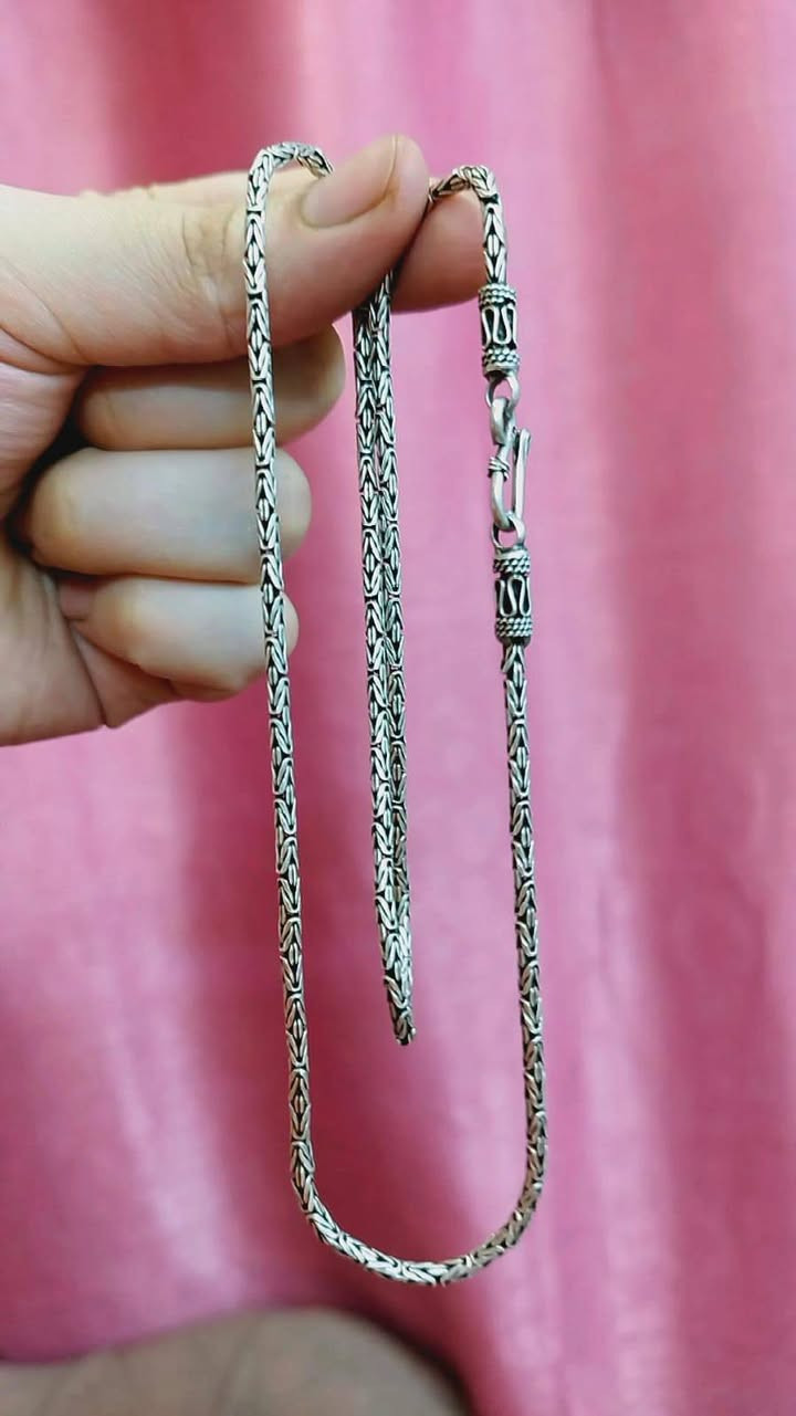 سلام عليكم عندي محابس فضه وسبح زنجيل للبيع


**إذا كنت صاحب هذا الإعلان وتريد حذفه لأي سبب، رجاءا أرسل رسالة إلى الدعم الفني**