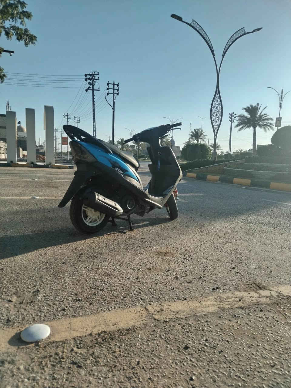 سلام عليكم
ماكس عدلة للبيع دراجة مكفولة كفالة ما مفتوحة بس ولفات فقط لا غير جيب فيتر و تهال افحص الدراجة عوزها لحية بس مكسزرة و بيها تزويدات قليلة كلش
1-دبلات امامية
2-قطرة
3/قبق عمبار
4-ويالة
السعر 750و بيها مجال قليل
مكاني كربلاء قرب مطبخ العتبة للاستفسار ***********
