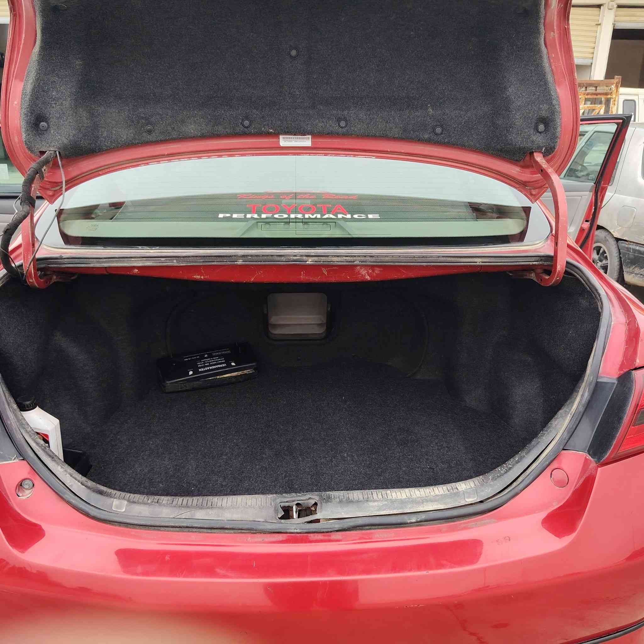 كامري للبيع موديل ٢٠١١ فول موصفات جاهزة السعر ١٢٥ وبيهة مجال الاتصال ***********
