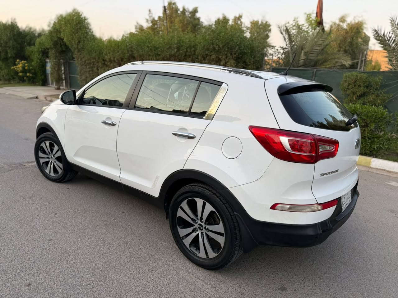 سبورتج موديل 2012 للبيع السياره خليجيه السياره بدون صبغ بيهه مكانات بارد ماشيه 70الف سونار مرفق بالمنشور السعر 135$
مكانهه البلديات 
رقم الهاتف ***********
