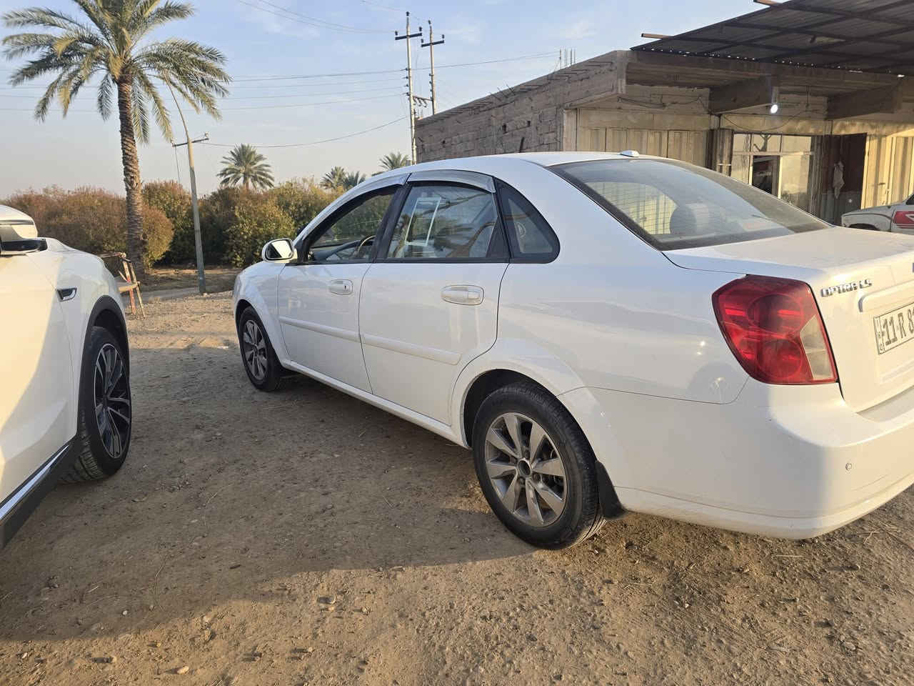 اوبترا ٢٠١٢
رقم بغداد دولي باسمي
جاهزه متصرف عليها الف 
بيها جاملغ امامي ايمن بدون دواخل 
مكاني صلاح الدين بلد /بني سعد
سعر مناسب /٨٢ وبيها مجال للشراي 
مكلف بالنشر 
***********
