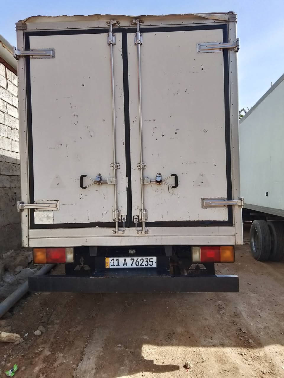 كنتر هونداي 2006 سياره جديده مالت مذاخر ادويه تبريد مع تجميد مكينه جديده تخم تاير ثلاجه المله رقم بغداد سنويه إلى 2030 بااسمي عنوان نجف مشخاب ***********
