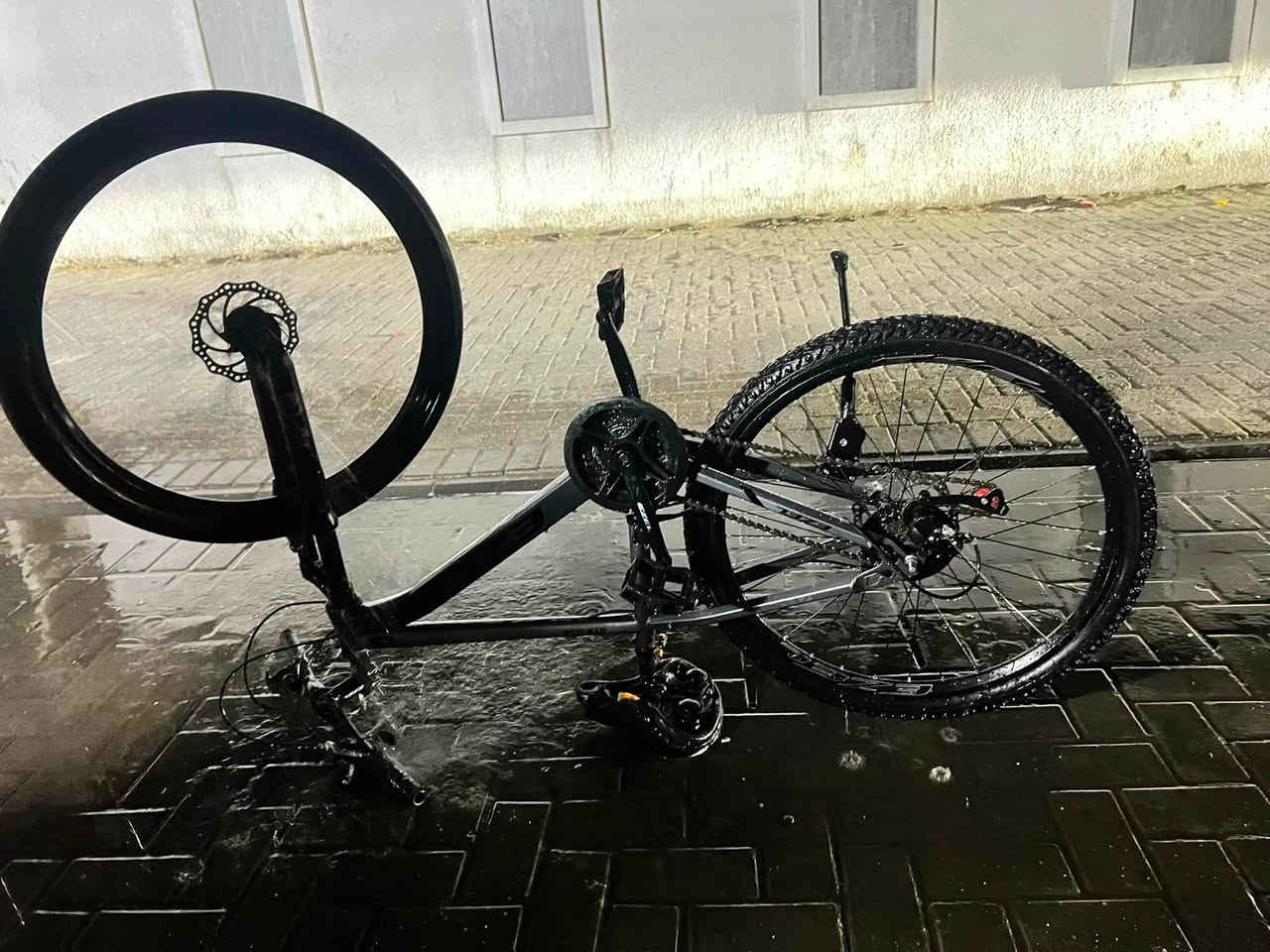 السلام عليكم بايسكل ايزيل من ماركه BMX المشكله بريك امامي وكير امامي غير شغال نضيف جدا السعر بالخاص


**إذا كنت صاحب هذا الإعلان وتريد حذفه لأي سبب، رجاءا أرسل رسالة إلى الدعم الفني**