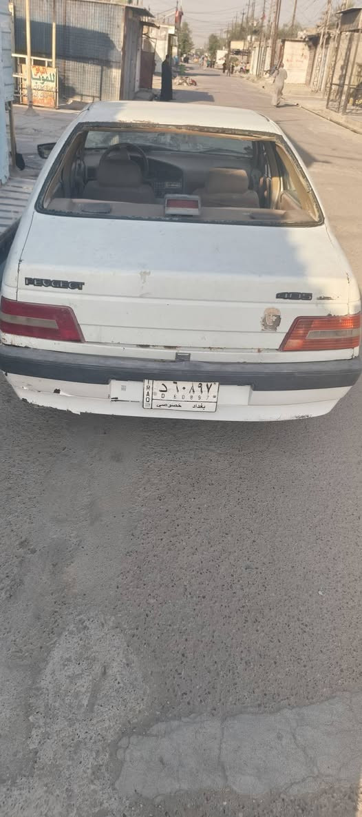 سلام عليكم بيجو للبيع 405 رقم بغداد كير ومكينة وحدادية خير من الله عنواني بغداد حي النصر رقم الهاتف *********** السعر 20بيه مجال موديل

