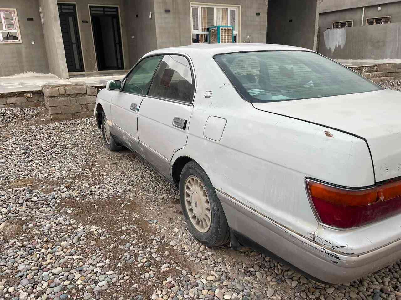السلام وعليكم  بطه ادوات للبيع گير محرك شرط كهربائيات شغاله سعر 16 وبيها مجال مكان السياره الشرقاط هـ***********
