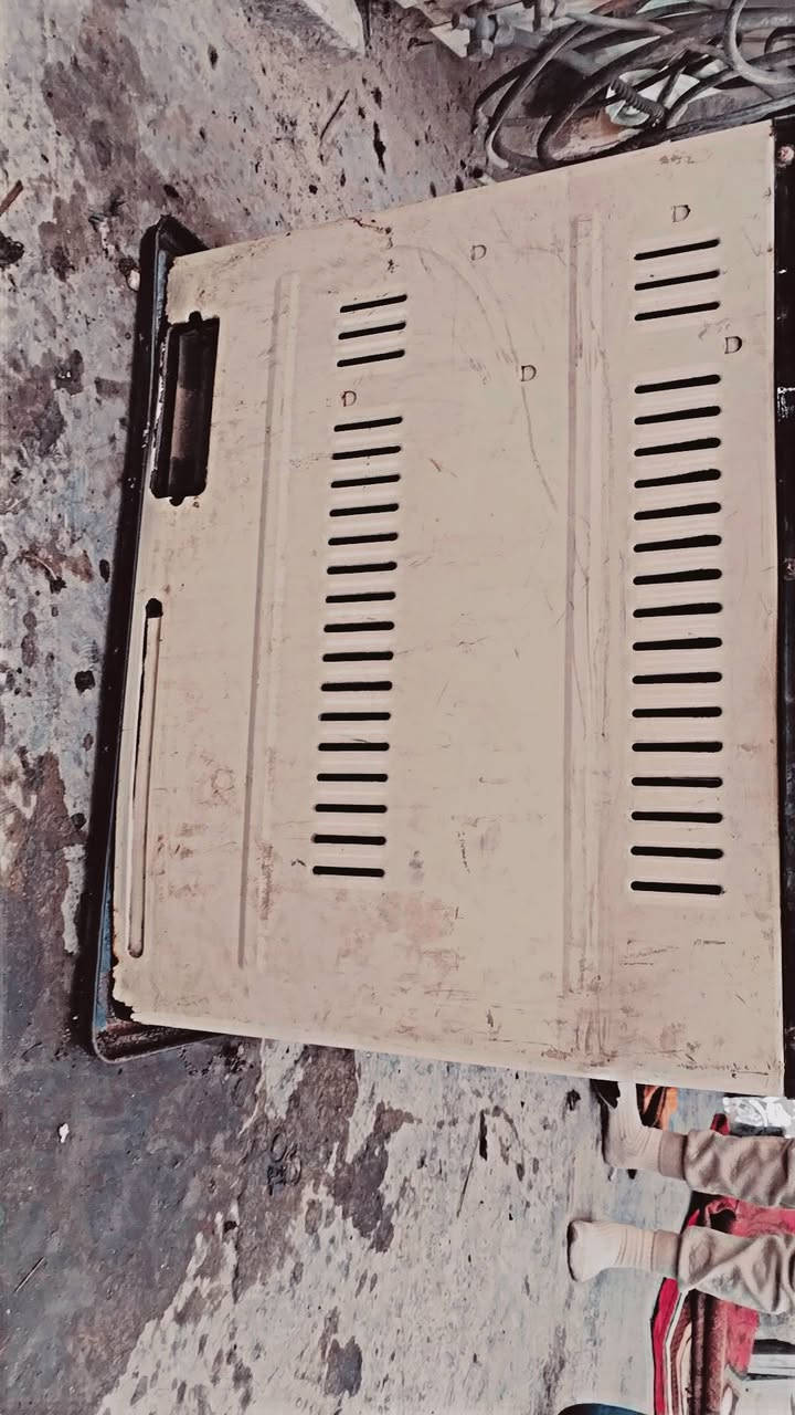 سلام عليكم صوبه نفطيه صناعه كوريي شركه لاجي اصلي بغداد مدينه الصدر 75 وبي مجال ***********
