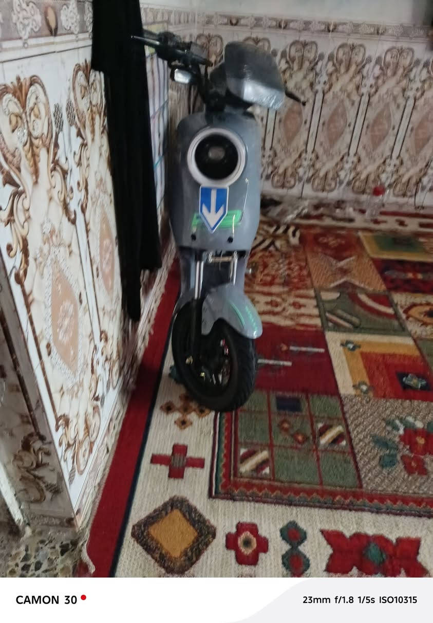 دراجه شحن R9 نظيفه كلششش للبيع استعمال قليل السعر 450 وبيها مجال


**إذا كنت صاحب هذا الإعلان وتريد حذفه لأي سبب، رجاءا أرسل رسالة إلى الدعم الفني**