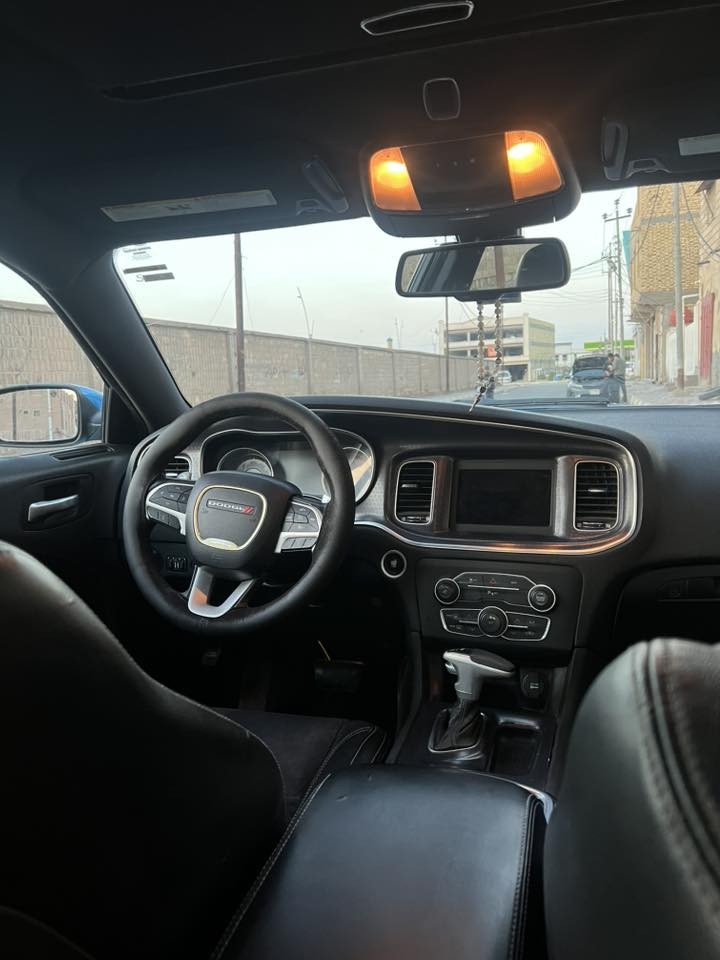 جارجر 2016 مرمز 22
السياره كفاله من كلشي فول مواصفات ماشيه 67 الف
رقم بغداد تحويل ثاني يوم بيع لو مراوس جالنجر او مارسدس  c300 كوبي او اوباما
***********
