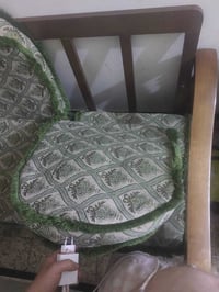 عندي تخم للبيع سبع مقاعد هذا الشكل عنوان بغداد بالطبجي07733550925