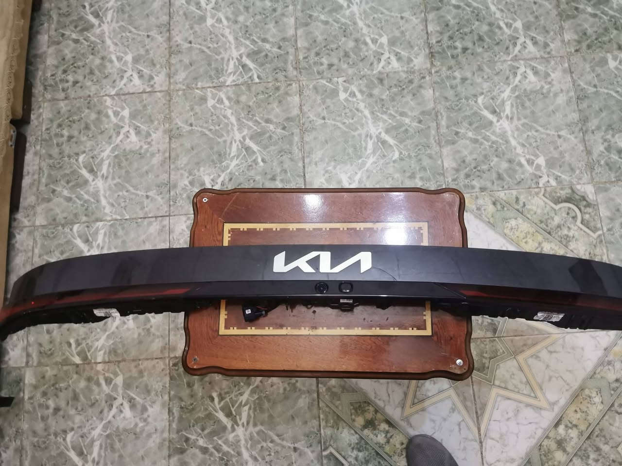 محرك كي فور 2000 زيرو كامل
بطانه تاير خلفي 

بطانة صندوق

مسطره كامله

ويل كامل زيرو 

رادر خلفي مع ضفيره

بيبان وغرفه كامله 
بوكس فيوزات كامل مع ضفيره

مبخره مع خزان وقود حداده خلفيه اماميه

***********
