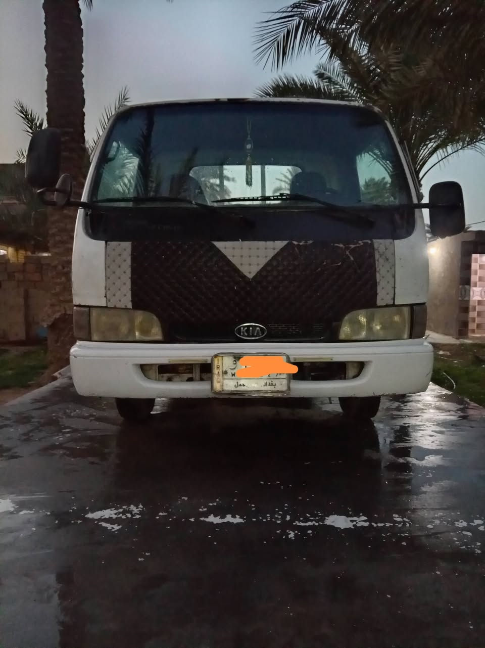 السلام عليكم كيا فونتيرة موديل ٩٨ تك قمارة ثمانيه جنكال 8 سنويه 27  رقم بغداد رقم شاصي بلادي سياره محرك كير اكسن شاصي مكفول سياره كاملة شرط التحويل مكاتبة مرورية بس شراي يخابرني مكان بغداد بسماية الاستفسار علئ رقم *********** _***********
