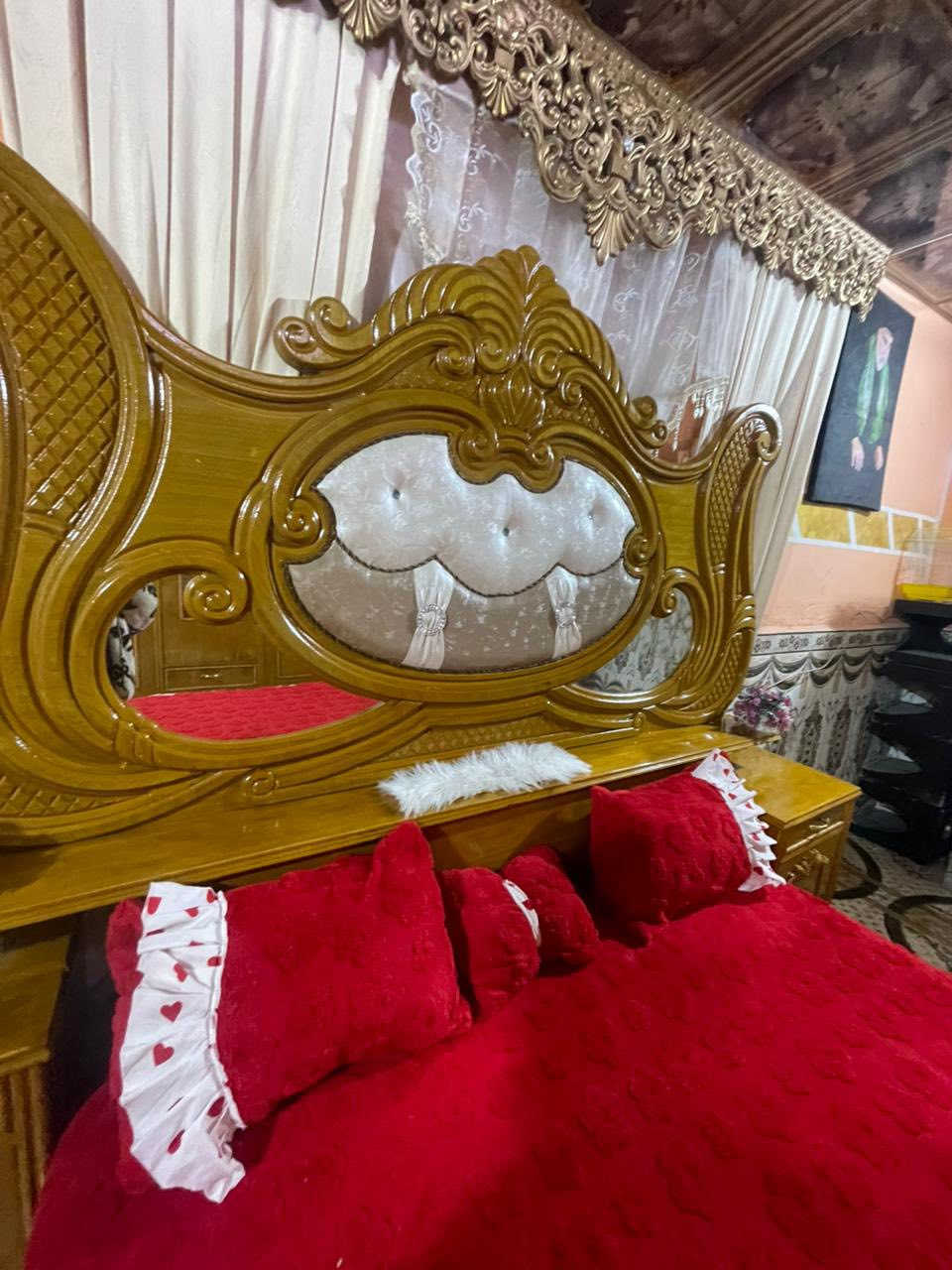 غرفه عراقيه تفصال نظيفه البيع سعر ٩٥٠ بيه مجال قليل عنوان زبير ***********
