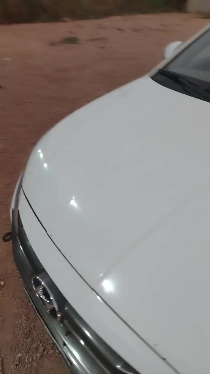 السلام عليكم اذا انترا 2019 بيها الغد البنيد ماكينه 2000 دوش خليجي مكانها  سماوه رميثه ***********5 السعر 135 بها مجال شكل ال 20 بشاير بالمري بلا دكتور سياره ليد ليلو ونهاري
