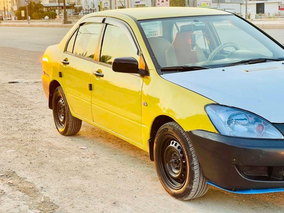 للبيع لانسر 2010رقم ديالى دولي شرط التحويل محرك 1600قبق اسود حاويه شاده جديد كير عادي مكفولات صدر امامي وخلفي مشتغله كله جديد ومكفول تبريد تدفئه شغاله تخم تايرات جديده كهربائيات كلها شغاله بيه طخه بالبنيد بدون دواخل سياره مكفوله من ضربه  السياره جاهزه وخير من الله مال جناي ما متعوبه ماتصرف عليه شي جاهزه السعر 66وبيها مجال حك الجيه  المكان ديالى خالص سراجق الاستفسار اكثر ***********
