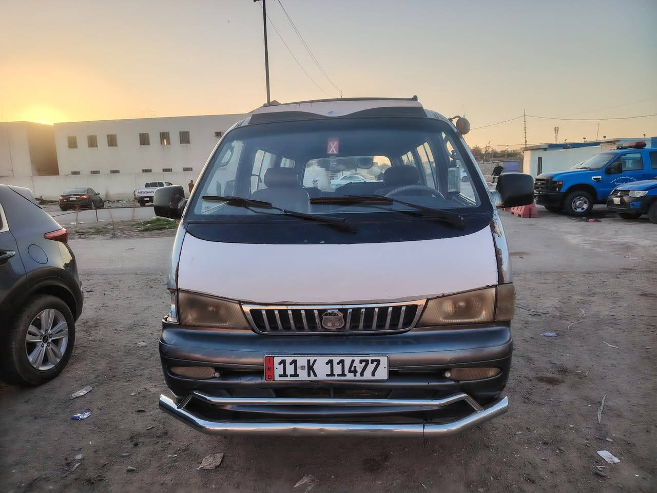 السلام عليكم سياره ابريجو لبيع موديل ٩٧ امصفره هيئه ومرور أرقام جديده مكينه كير اكسن كفله شواصي ابلاد مكان السياره بغداد السعر ٥٥  الرقم الموبايل ***********
