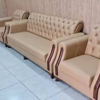 تخم مقچچ جلد 7 مقعد (ثلاثيه وثنائية وكرسيين)  السعر ٦٠٠ الف دينار عراق...