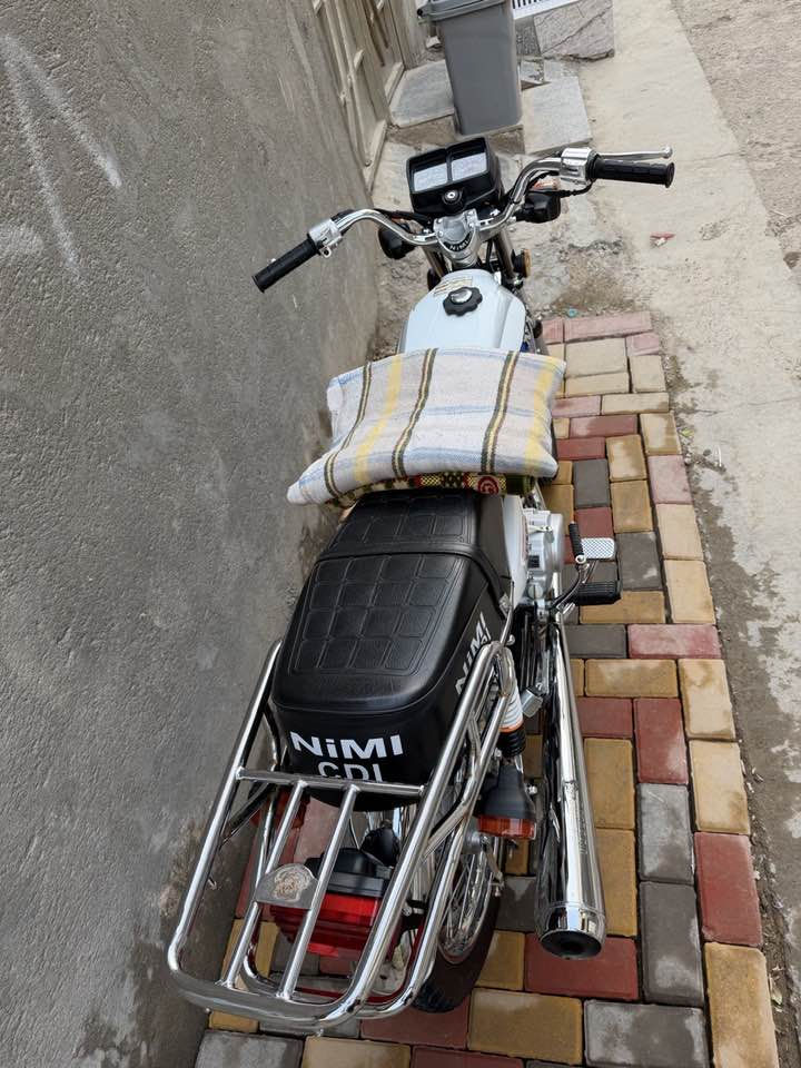 للبيع موديل ٢٠٢٥ طالعه بل ٢٠٢٦ السعر ٦٠٠ عواج بصيط بل ماشه مكلف بل نشر دراجه جديده بمعنه الكلمه متوازي عله فلوس راعيه *********** أوراق سكنر
