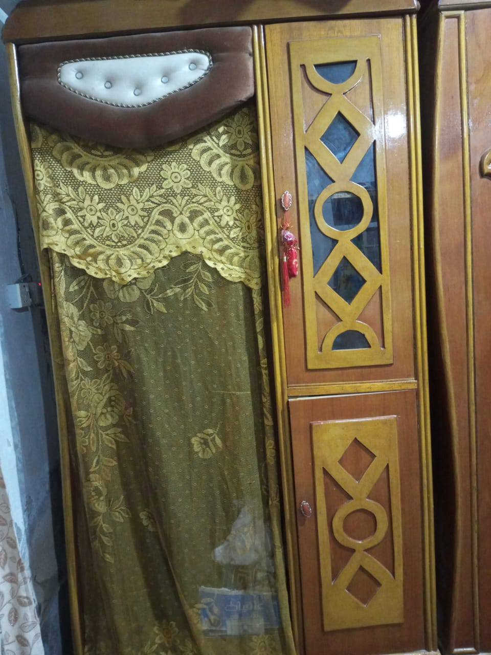 غرفه تسكام سعره 600 وبيه مجال تواصل واتساب   ***********
